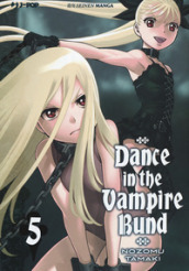 Dance in the Vampire Bund. 5.